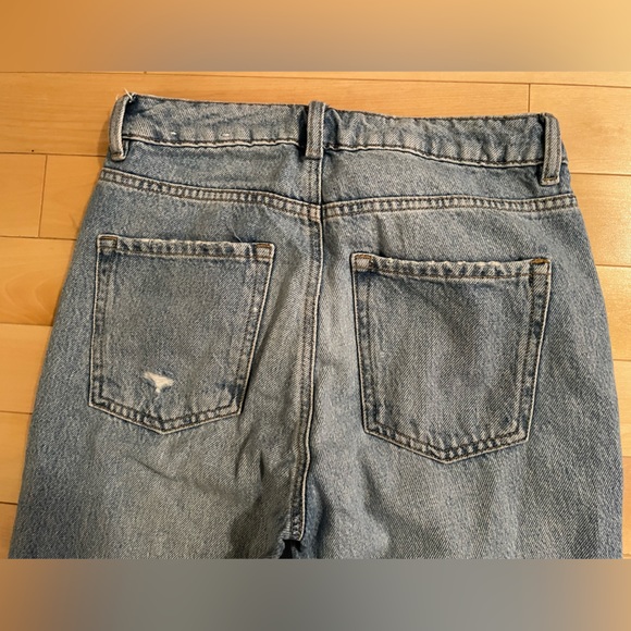 GARAGE| Size 1 Mom Jean - Picture 5 of 13